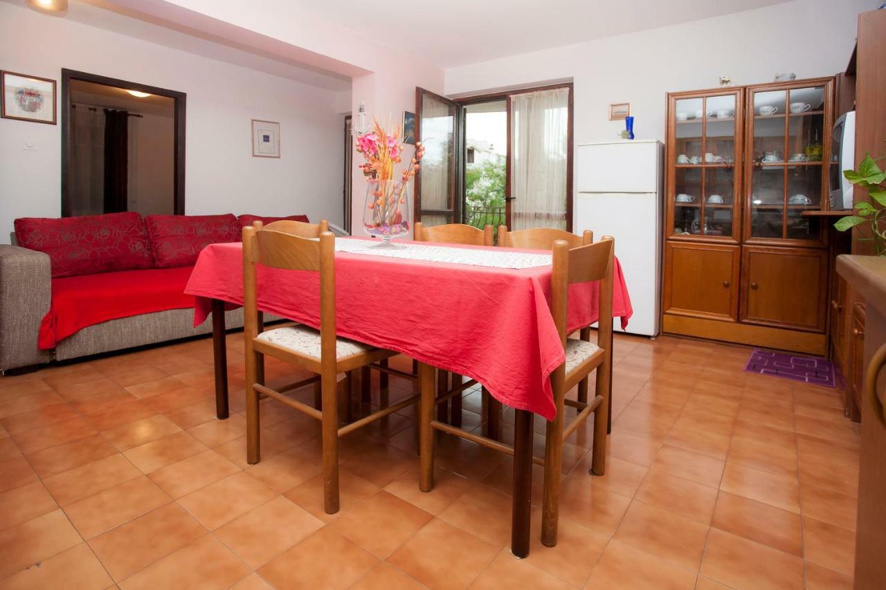 Apartment Regina Ровинь Экстерьер фото