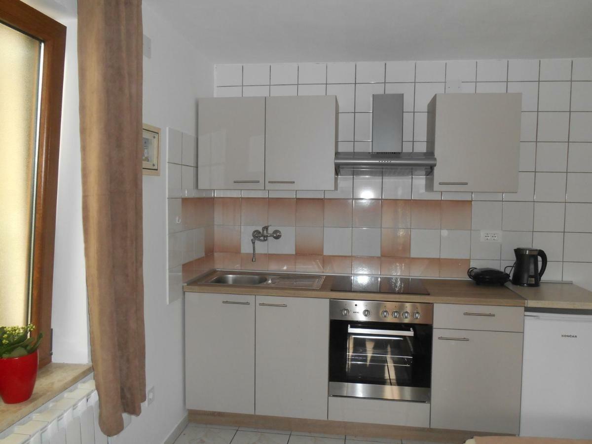 Apartment Regina Ровинь Экстерьер фото